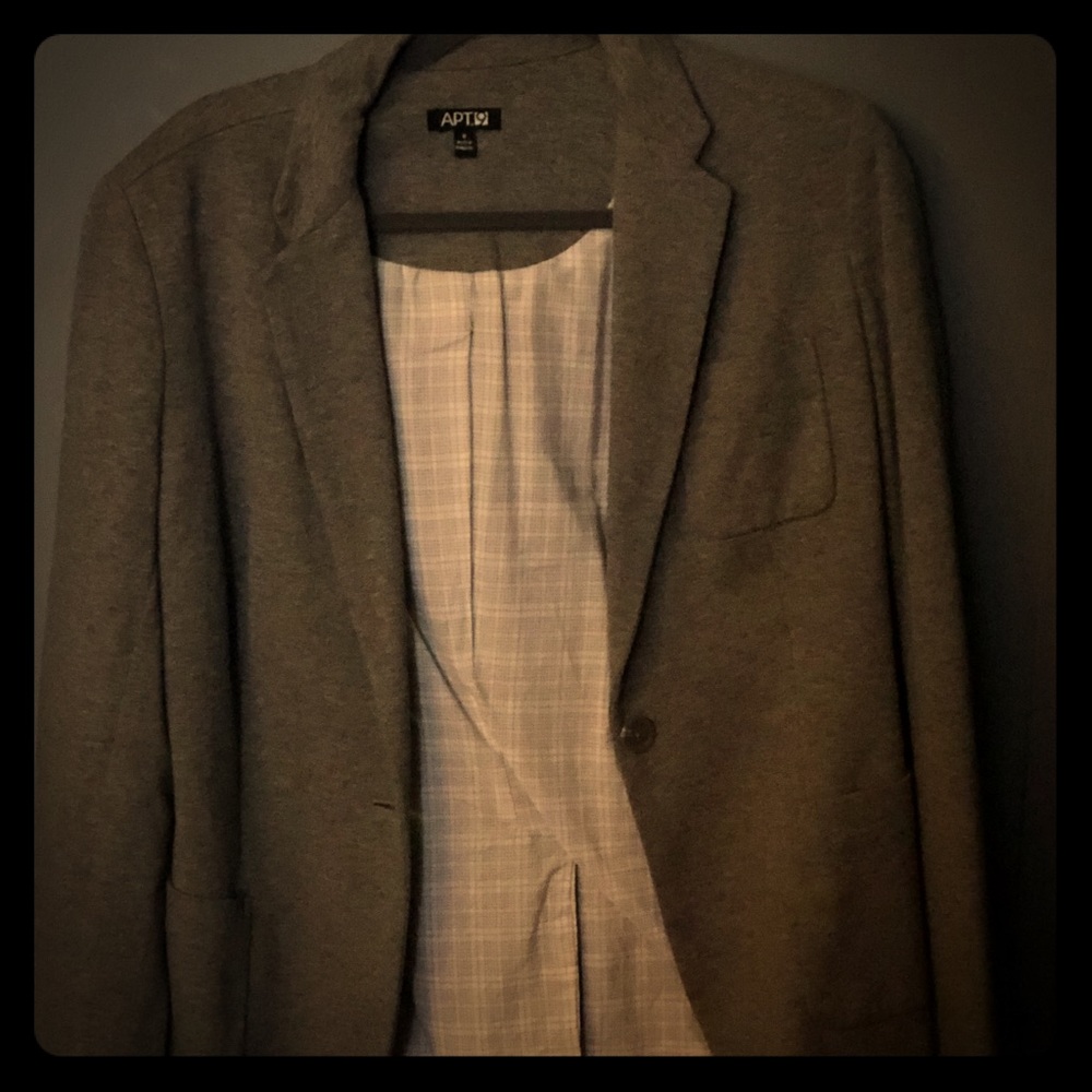 Gray blazer